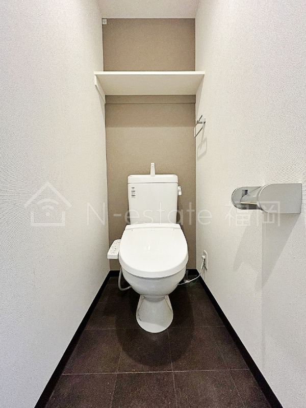 地下鉄空港線 西新駅 徒歩16分 10階建 築7年のトイレ写真