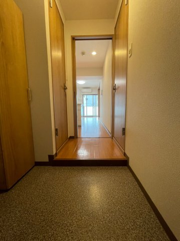 玄関　詳細は、RISUMO江坂本店→06-6155-7137まで♪