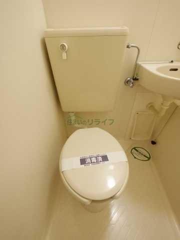 トイレ　※参考写真　同タイプ（間取り）の写真となります。