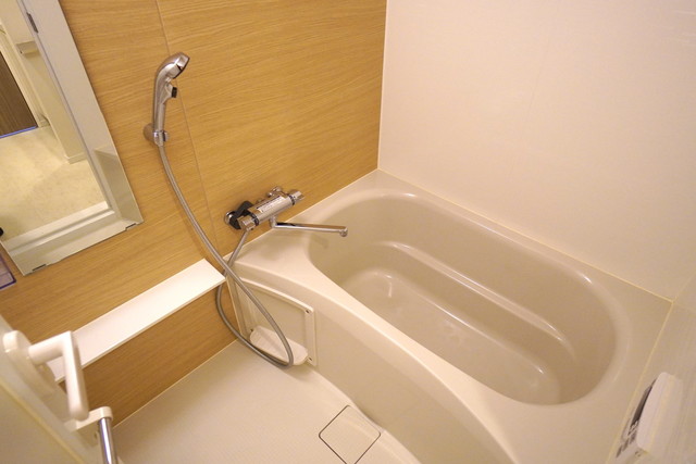 バス・シャワールーム　※写真は同タイプ住戸です。
