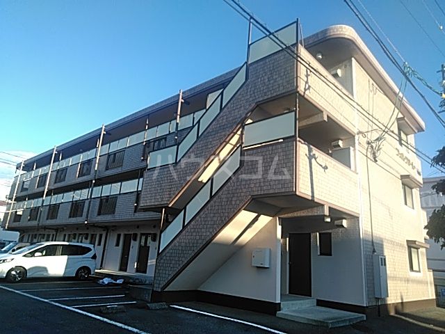 静岡市駿河区高松のマンションの建物外観
