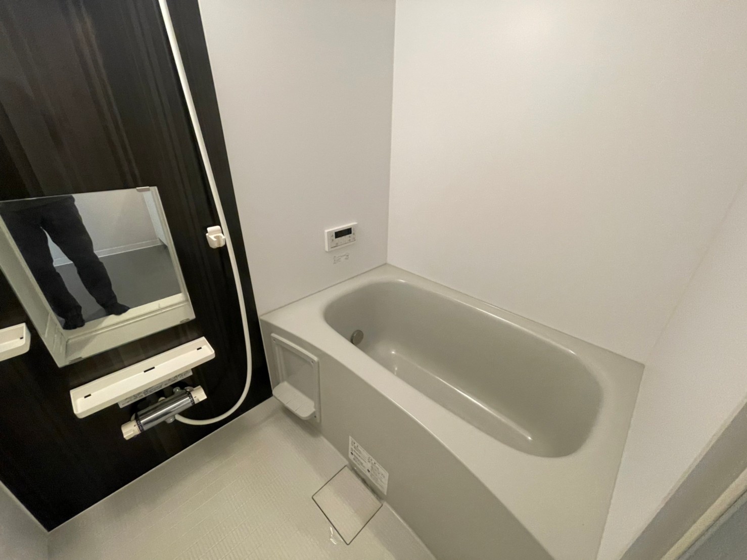 バス・シャワールーム　同じタイプ同じモデルを使用