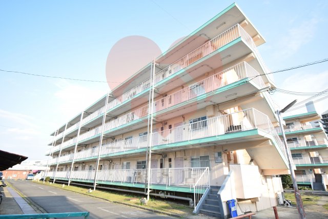 【河内長野市木戸西町のマンションの建物外観】