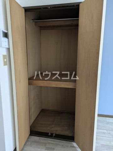 【静岡市清水区長崎南町のアパートの収納】