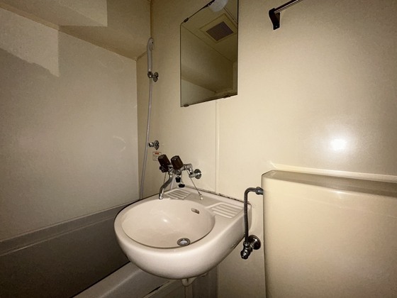 洗面設備　※別部屋の写真です