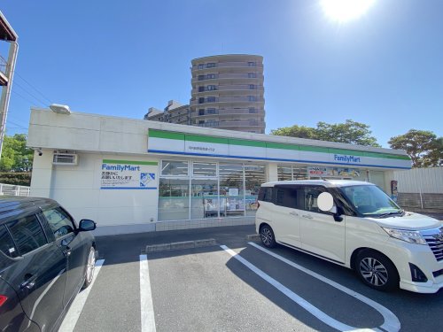 コンビニ　ファミリーマート 河内長野南貴望ヶ丘店（コンビニ）まで1373m