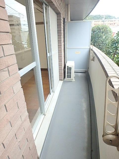 バルコニー　他のお部屋の参考写真です。間取りが異なります。