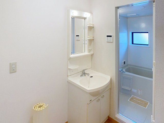 洗面設備　2025年9月撮影※現況を優先します。