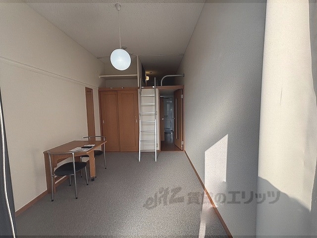 居室・リビング　洋室