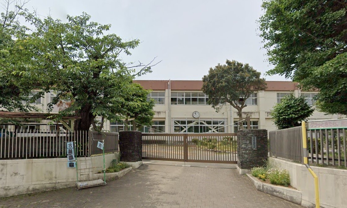 中学校　沼津市立原中学校（中学校）まで466m