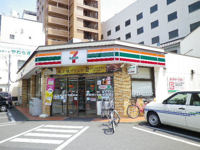 コンビニ　セブンイレブン内山下1丁目店（コンビニ）まで164m