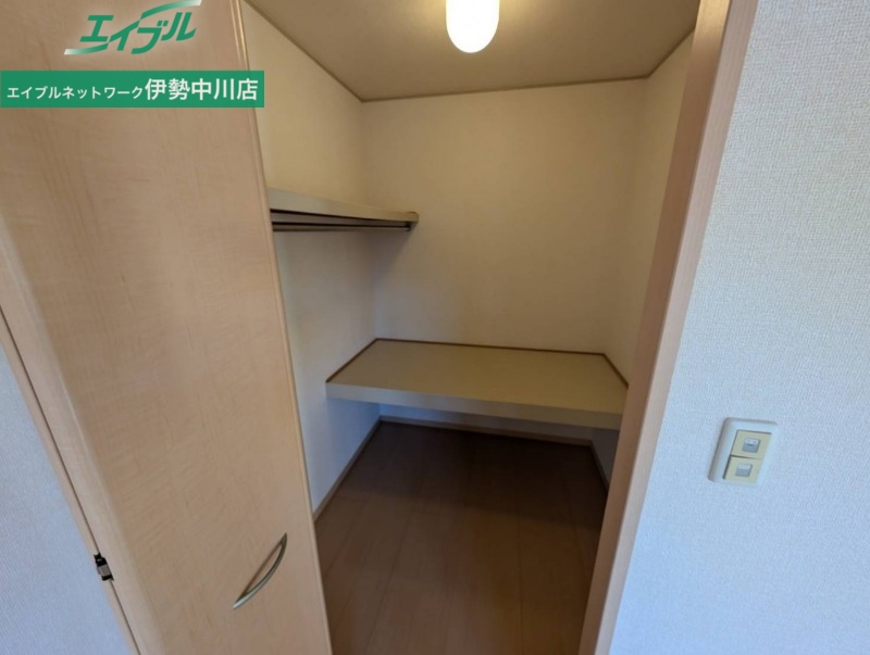 収納　同型別室のお写真です