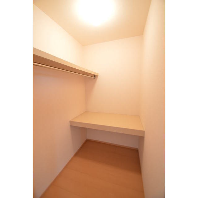 収納　ウォークインクローゼット