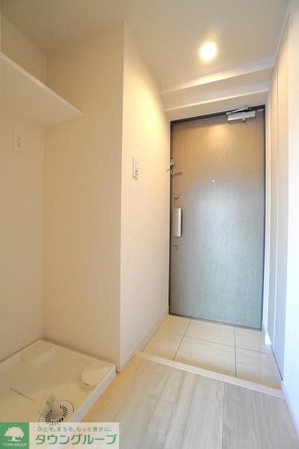 玄関　※写真は同タイプ住戸です。