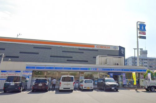 コンビニ　ローソン 南津守七丁目店（コンビニ）まで217m