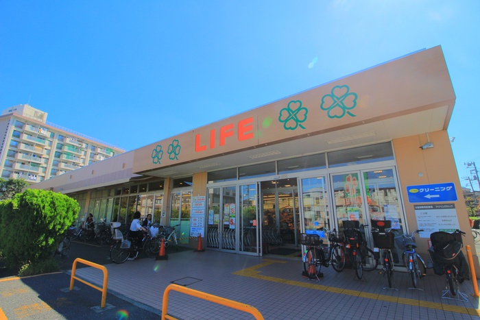 スーパー　ライフ（スーパー）まで186m