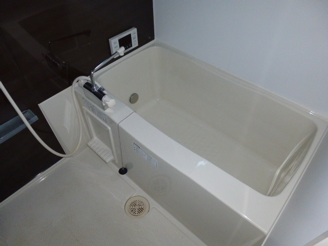 バス・シャワールーム　追い焚きバス