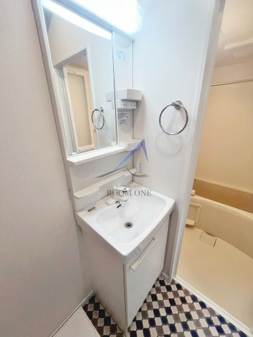 洗面設備　洗面台です。