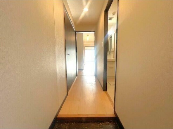 玄関　同タイプ別部屋参考写真