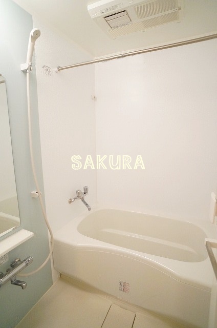 バス・シャワールーム　日々の疲れを癒すお風呂です♪