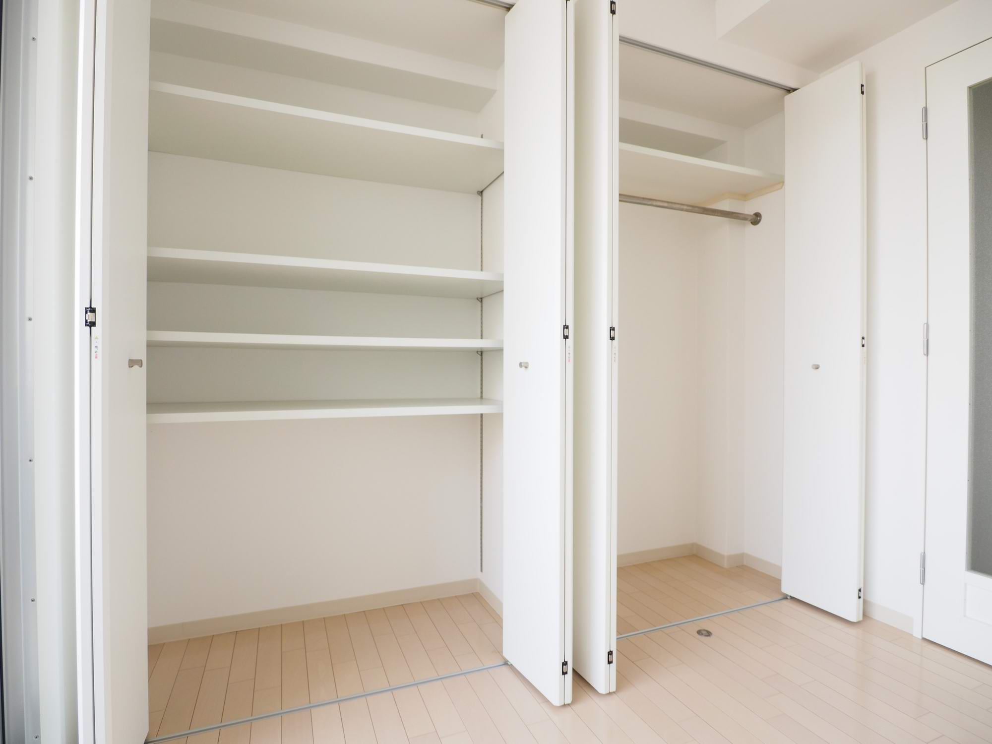 収納　ドゥーエ谷町