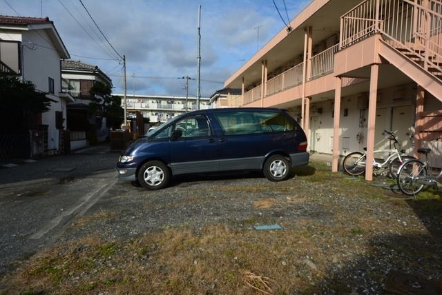駐車場　駐車場
