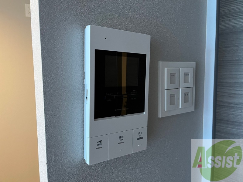 セキュリティ　ＴＶモニター付インターホンです。来客者の顔が見えるので安心！