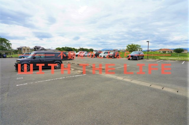 駐車場　駐車スペースもあります