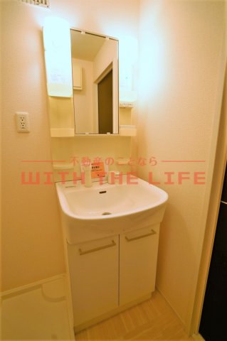 洗面設備　独立洗面化粧台付き