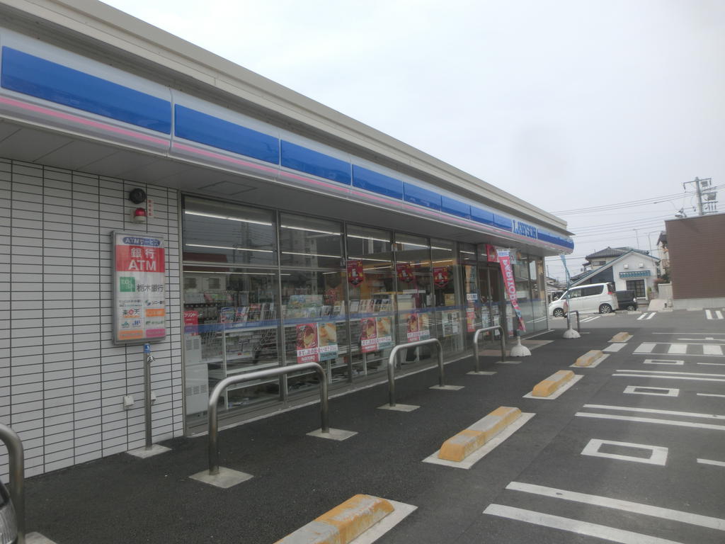 コンビニ　ローソン宇都宮石井町内野店（コンビニ）まで844m