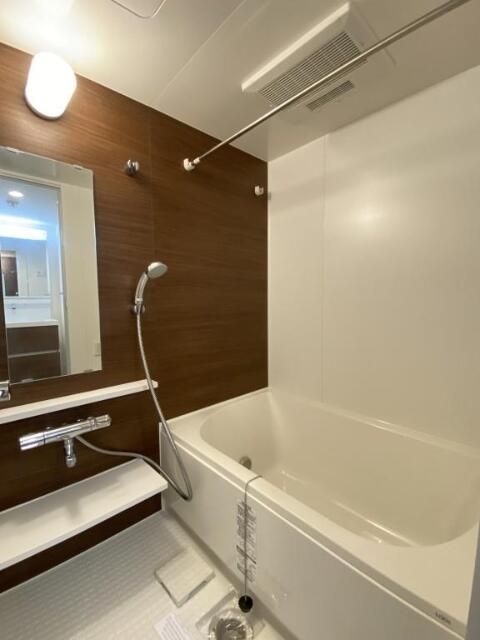 バス・シャワールーム　日々の暮らしに欠かせないお風呂です