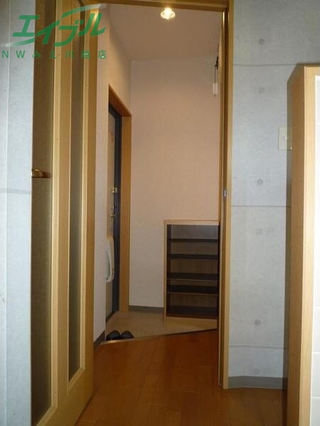 玄関　同型参考写真
