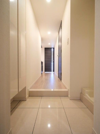 玄関　☆シューズボックス付き玄関スペース☆