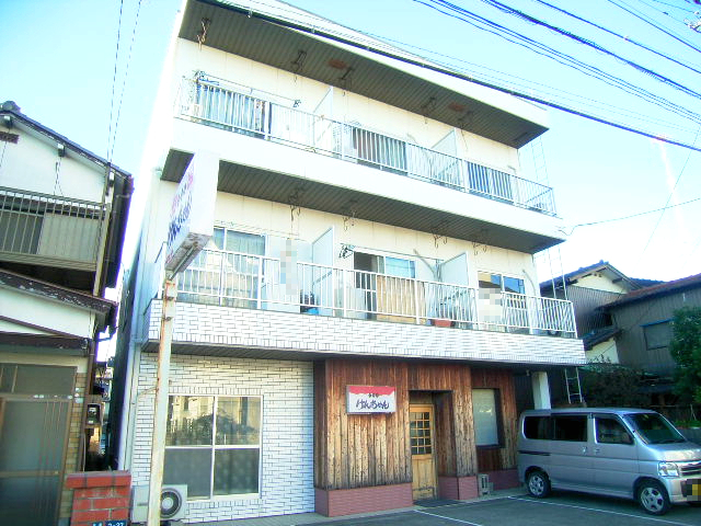 建物外観　2005年12月撮影