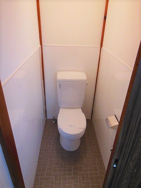 トイレ　お手入れのしやすい洋式トイレ