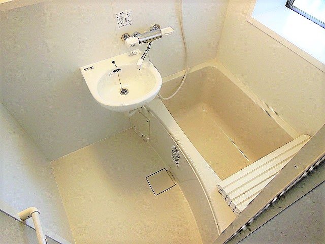 バス・シャワールーム　風呂トイレ別