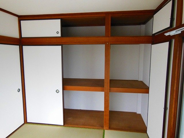 収納　豊富な収納スペース