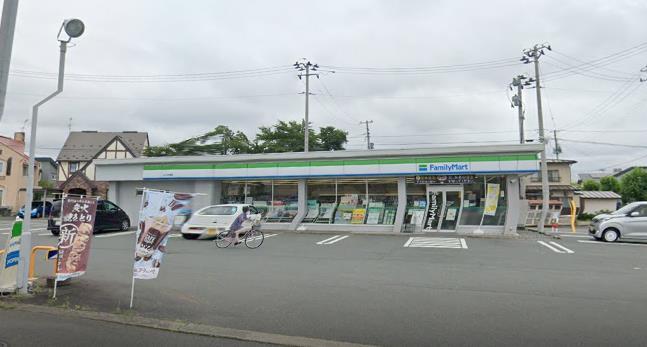 コンビニ　ファミリーマート北上九年橋店（コンビニ）まで291m