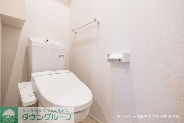 トイレ　同タイプ参考写真