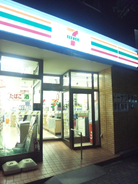 コンビニ　セブンイレブン歌舞伎町2丁目東店（コンビニ）まで146m