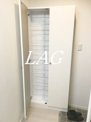 玄関　玄関です。