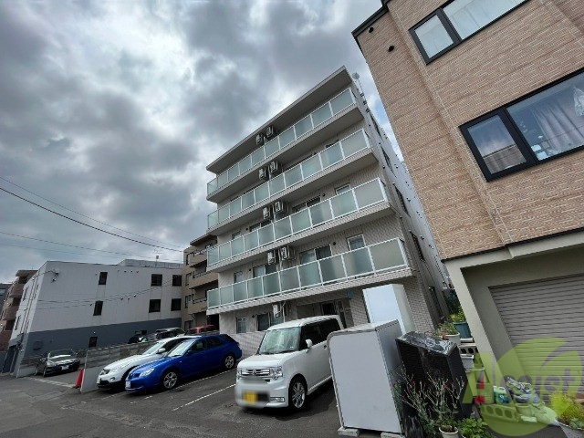 建物外観　札幌市北区北３６条西「グレイスミル麻生」