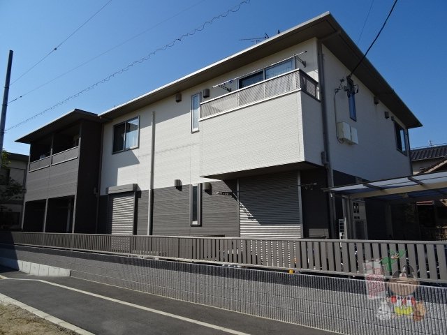 建物外観　外観写真（昼）