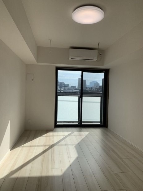 居室・リビング　※別部屋参考写真です※