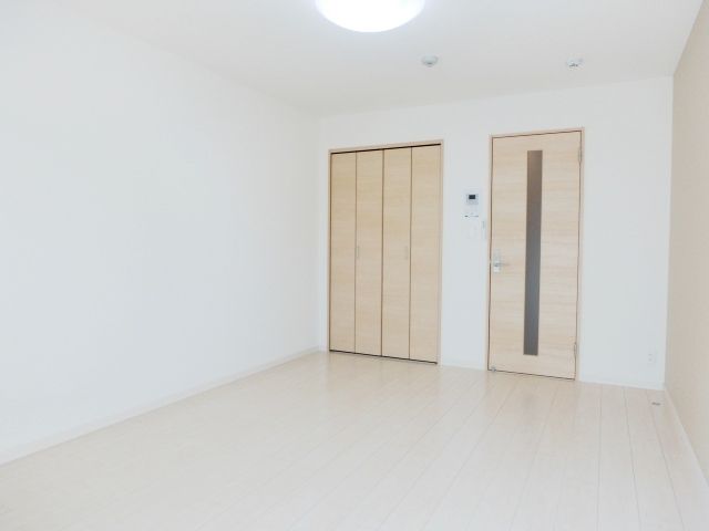 その他部屋・スペース　明るくきれいなお部屋です。