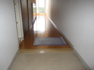 玄関　クロサスレジデンス徳川園