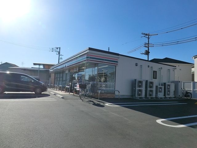 コンビニ　セブン-イレブン松伏ゆめみ野通り店（コンビニ）まで590m