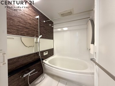 バス・シャワールーム　浴室乾燥機付きで家事効率UP！