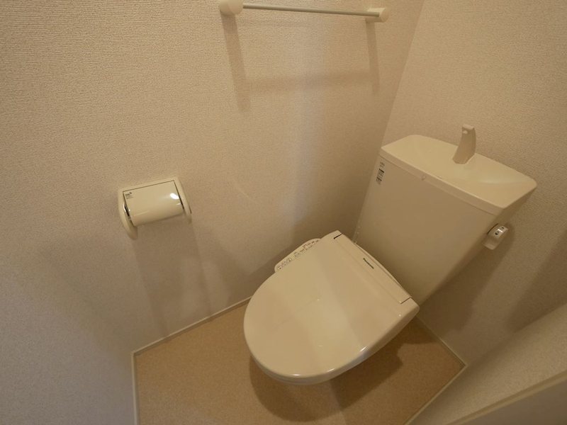 トイレ　ウォシュレット