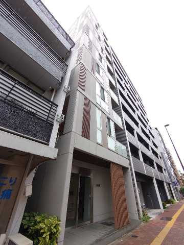 建物外観　八番館の外観